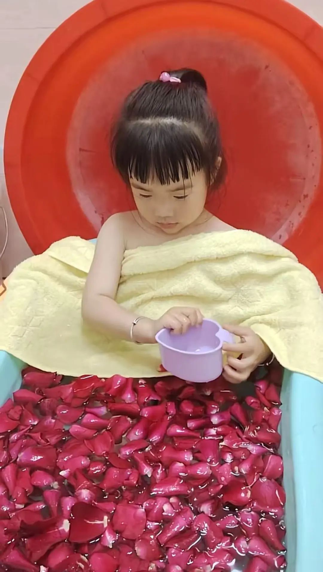 DƬ